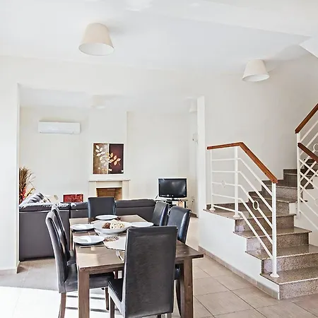 Villa Emma Aq Dv5 Villa *