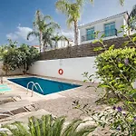 别墅 Dafnis Sunshine - Modern 3 Bedroom With Pool *