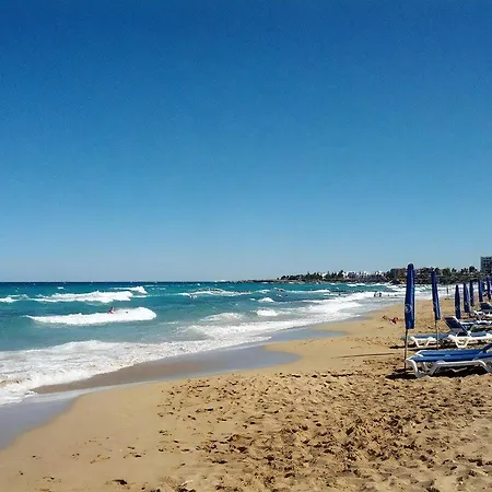 Dafnis Sunshine - Modern 3 Bedroom With Pool - Close To Fig Tree Bay Villa Protaras