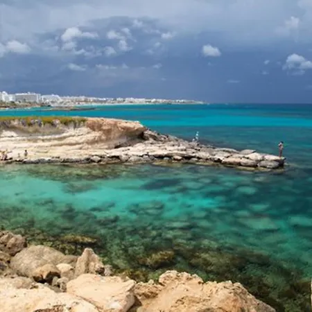 Dafnis Sunshine - Modern 3 Bedroom With Pool