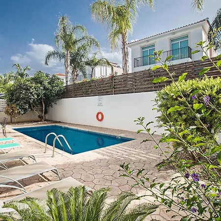 Villa Dafnis Sunshine - Modern 3 Bedroom With Pool *