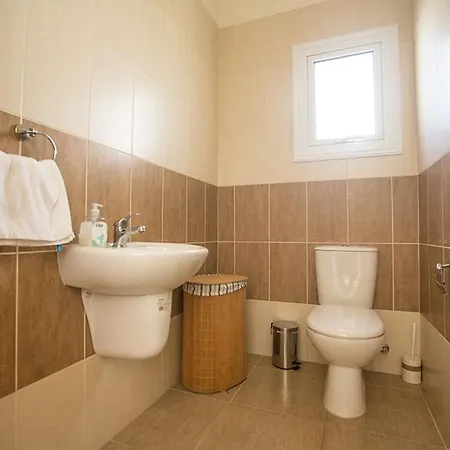 Dafnis Sunshine - Modern 3 Bedroom With Pool Villa *